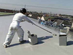 屋上防水作業風景-防水層塗布2